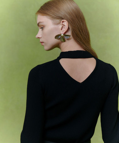 【LOULOU WILLOUGHBY】ホルターバックＶプルオーバー