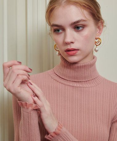 【LOULOU WILLOUGHBY】ハーフチューブラータートルプルオーバー