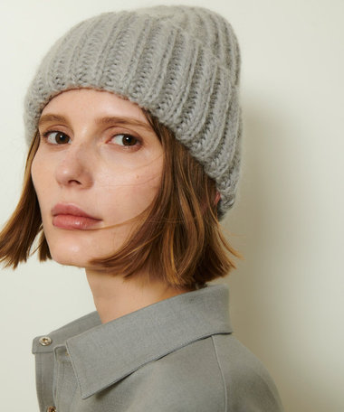 ニットキャップ