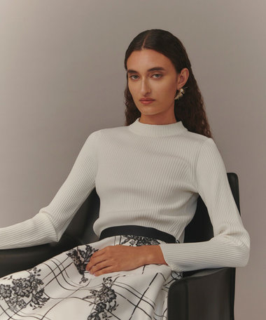 【LOULOU WILLOUGHBY】ホルターバックＶプルオーバー