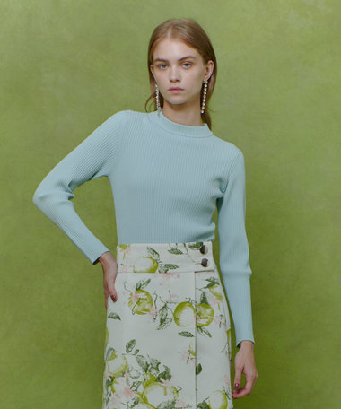 【LOULOU WILLOUGHBY】ホルターバックＶプルオーバー