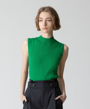 バック釦ディティールプルオーバー