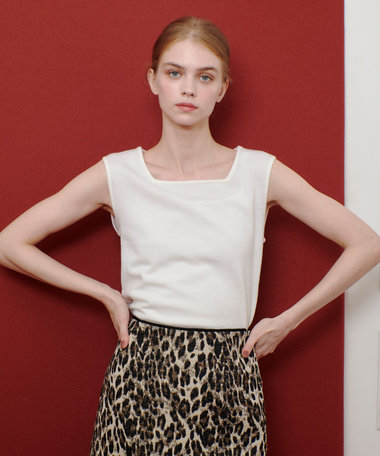 【LOULOU WILLOUGHBY】メリノウールプルオーバー LOULOU WILLOUGHBY】メリノウールプルオーバー|allureville