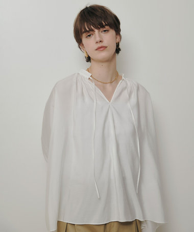 ギャザーボリュームスタンドブラウス