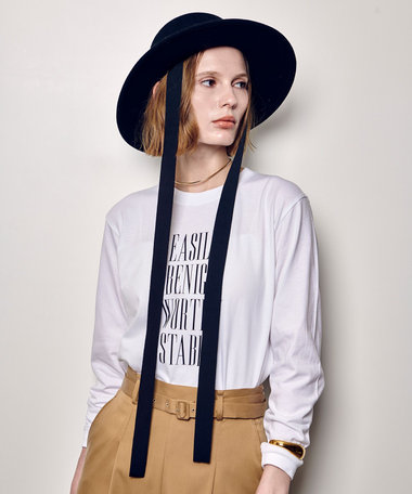 フロッキーナローフォントロゴロングTシャツ