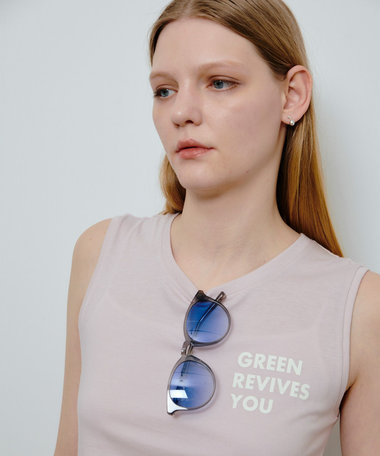 サイドロゴノースリーブTシャツ