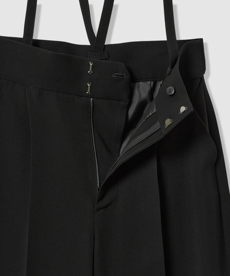 LOULOU WILLOUGHBY 【LOULOU WILLOUGHBY】ダブルクロスハイウエストサロペットパンツ ブラック (95)