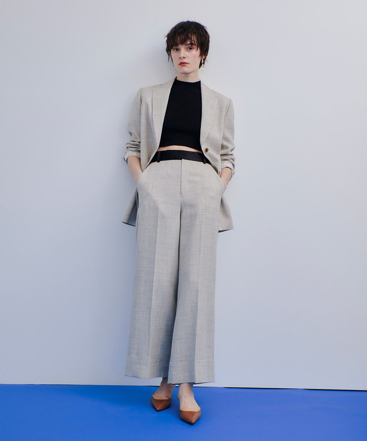 allureville ショートレングスモックネックプルオーバー ブラック (95)