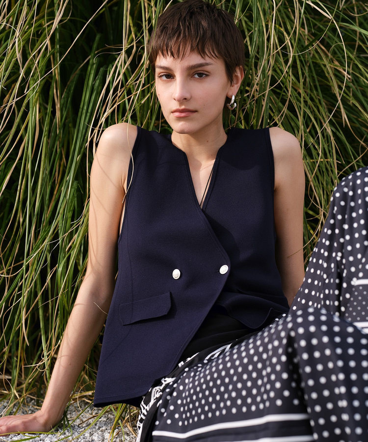 ウールカシミヤ ミラノリブ 圧縮ニットジレ トップス ベスト ジレ 335802 ミラノリブニットジレ|allureville OFFICIAL SITE / ONLINE SHOP