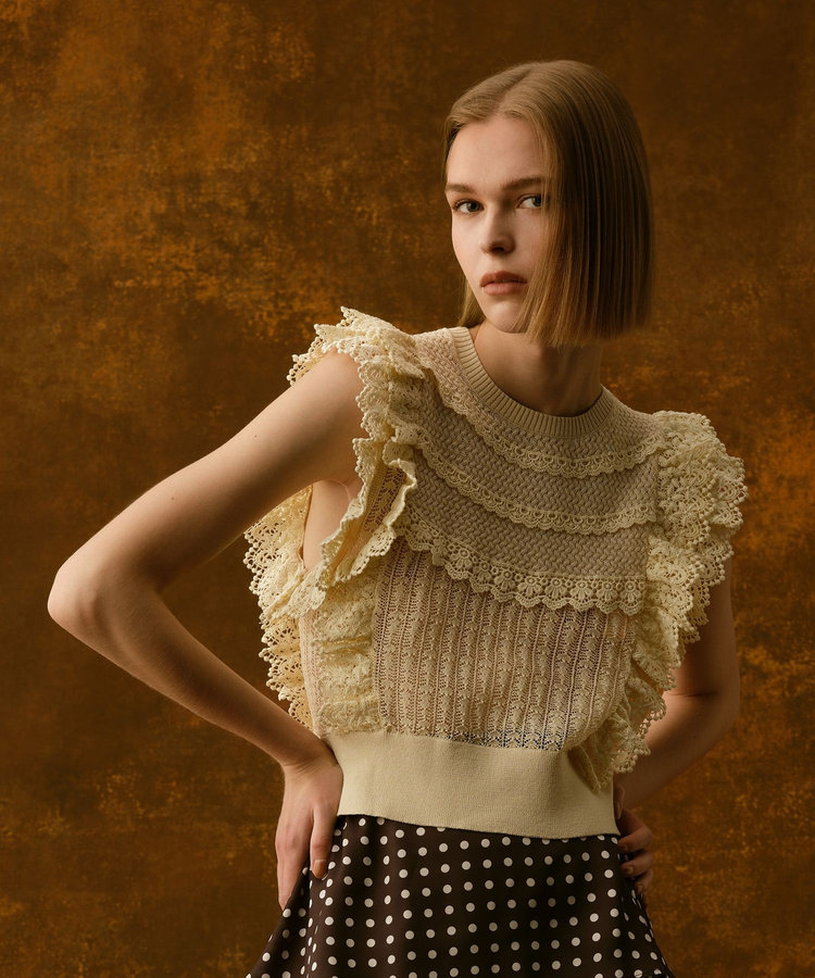LOULOU WILLOUGHBY 【LOULOU WILLOUGHBY】レースフリルニットプルオーバー ベージュ (11)