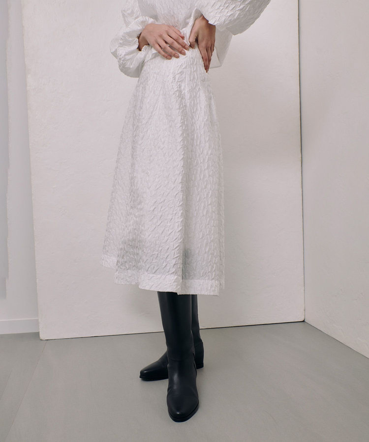 allureville フクレジャガードタックスカート ホワイト (01)