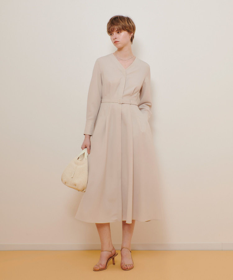 allureville Ｖネックタックワンピース ベージュ (11)