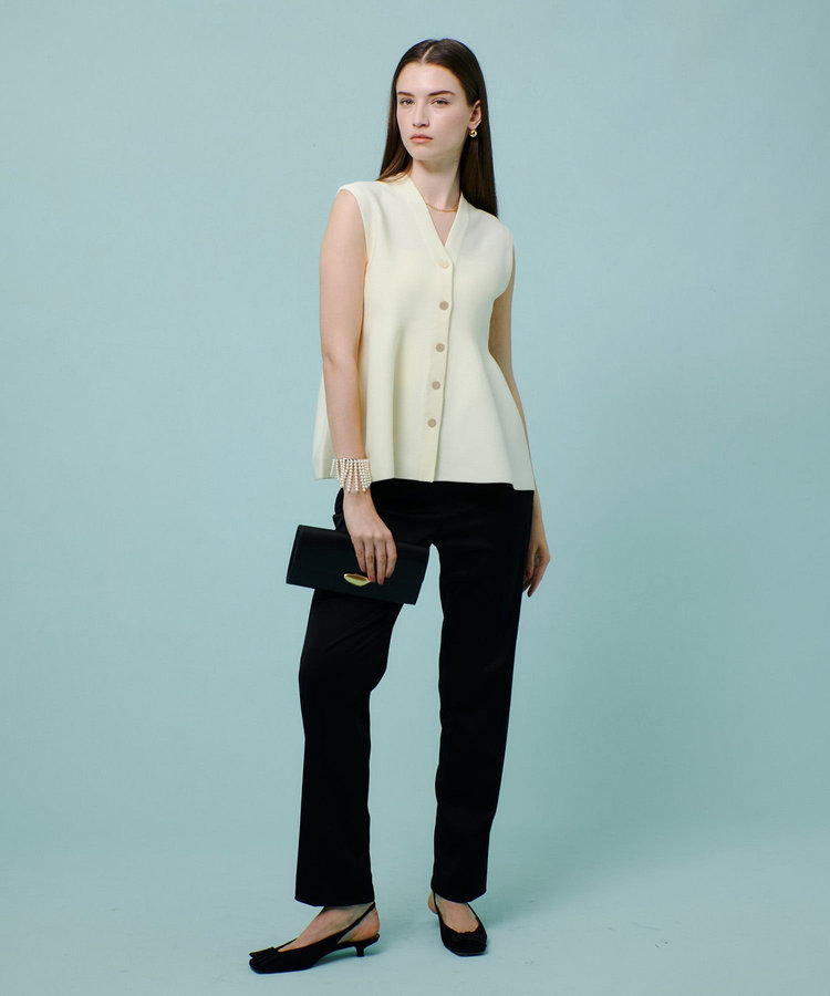 allureville ペプラムジレ オフホワイト (02)