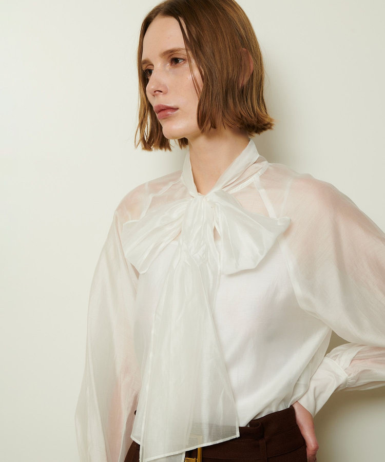 allureville シルキーセルロースボウブラウス オフホワイト (02)