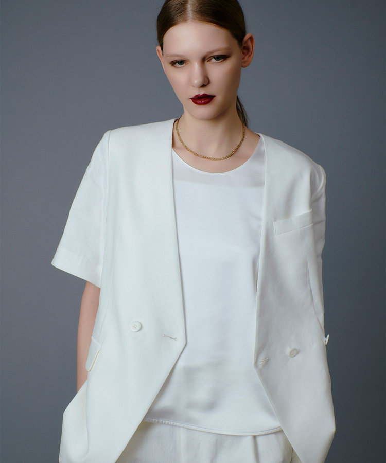 allureville NALYAハーフスリーブジャケット ホワイト (01)