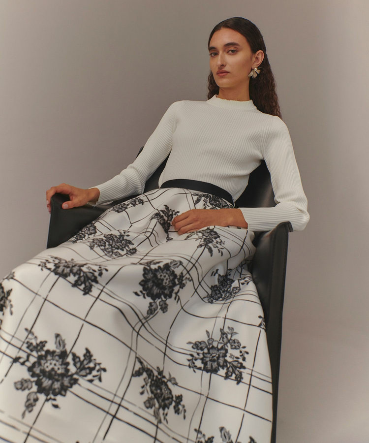 LOULOU WILLOUGHBY 【LOULOU WILLOUGHBY】SILKCOフラワーチェックスカート ホワイト系 (08)