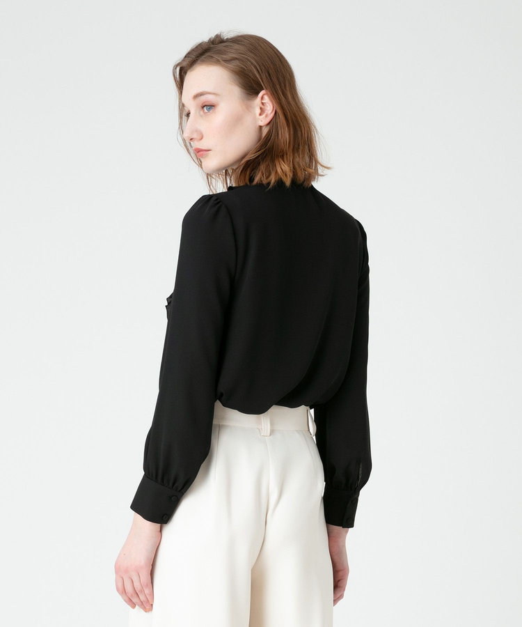 LOULOU WILLOUGHBY 【LOULOU WILLOUGHBY】フロントタックラッフルブラウス ブラック (95)