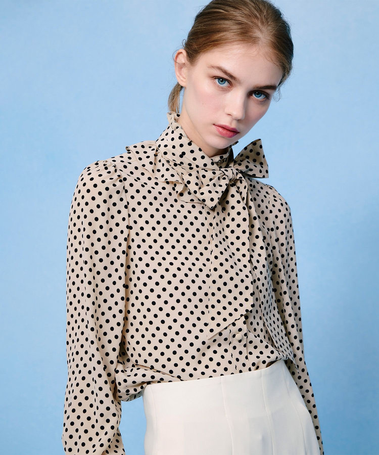 LOULOU WILLOUGHBY 【LOULOU WILLOUGHBY】◇デシンドットフリルボウタイブラウス ライトベージュ (12)