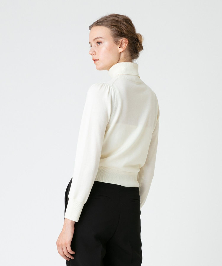 LOULOU WILLOUGHBY 【LOULOU WILLOUGHBY】コンパクトタートル長袖プルオーバー オフホワイト (02)