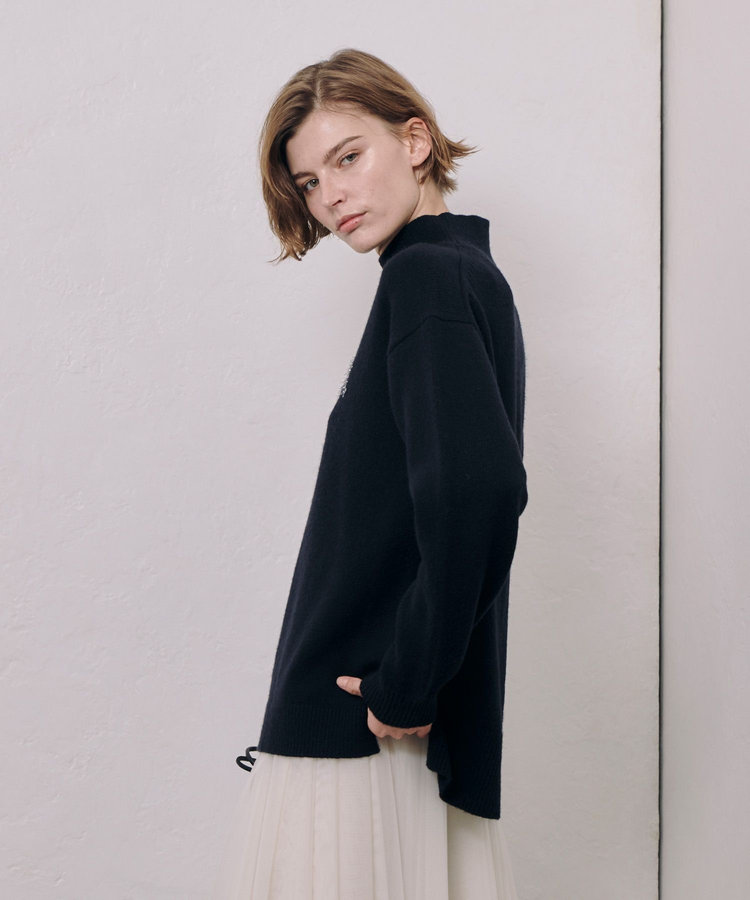 allureville シャギーラメロゴインターシャプルオーバー ブラック (95)