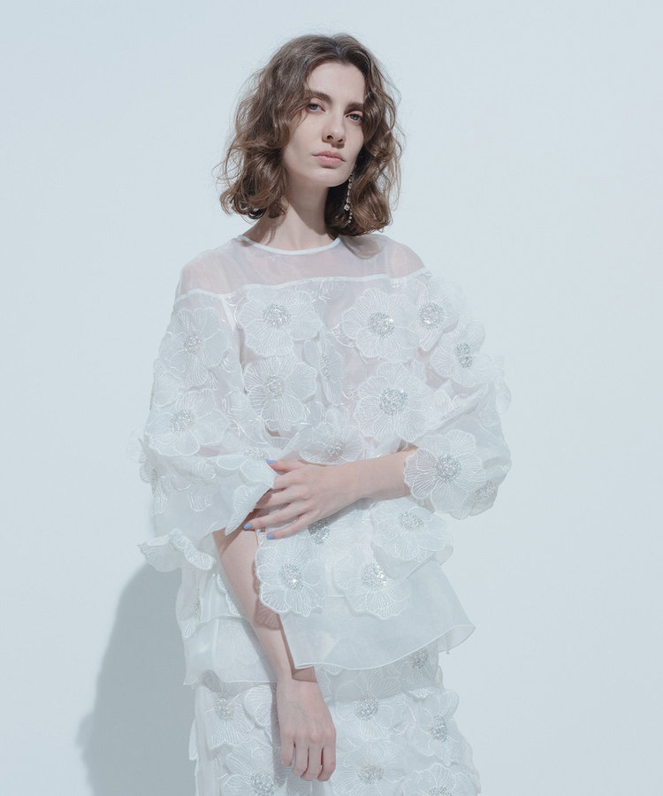 LOULOU WILLOUGHBY 【LOULOU WILLOUGHBY】オーガンフラワーブラウス ホワイト (01)