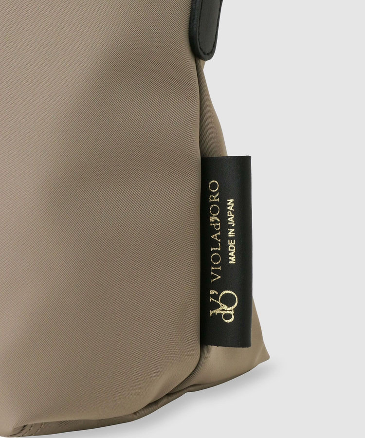 buying 【VIOLADORO(ヴィオラドーロ)】ナイロンベルテッドトート モカ (85)