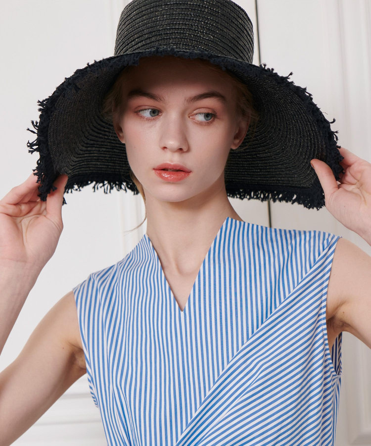 LOULOU WILLOUGHBY 【LOULOU WILLOUGHBY】フリンジブリムストローハット ブラック (95)