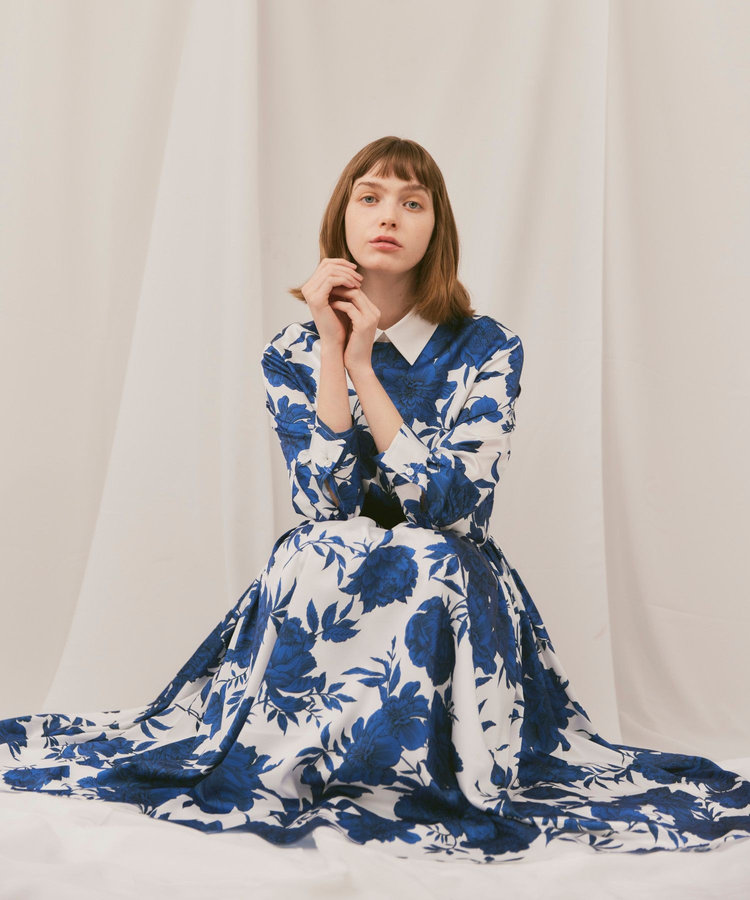 LOULOU WILLOUGHBY 【LOULOU WILLOUGHBY】RATTIフラワープリント衿付きワンピース ホワイト (05)