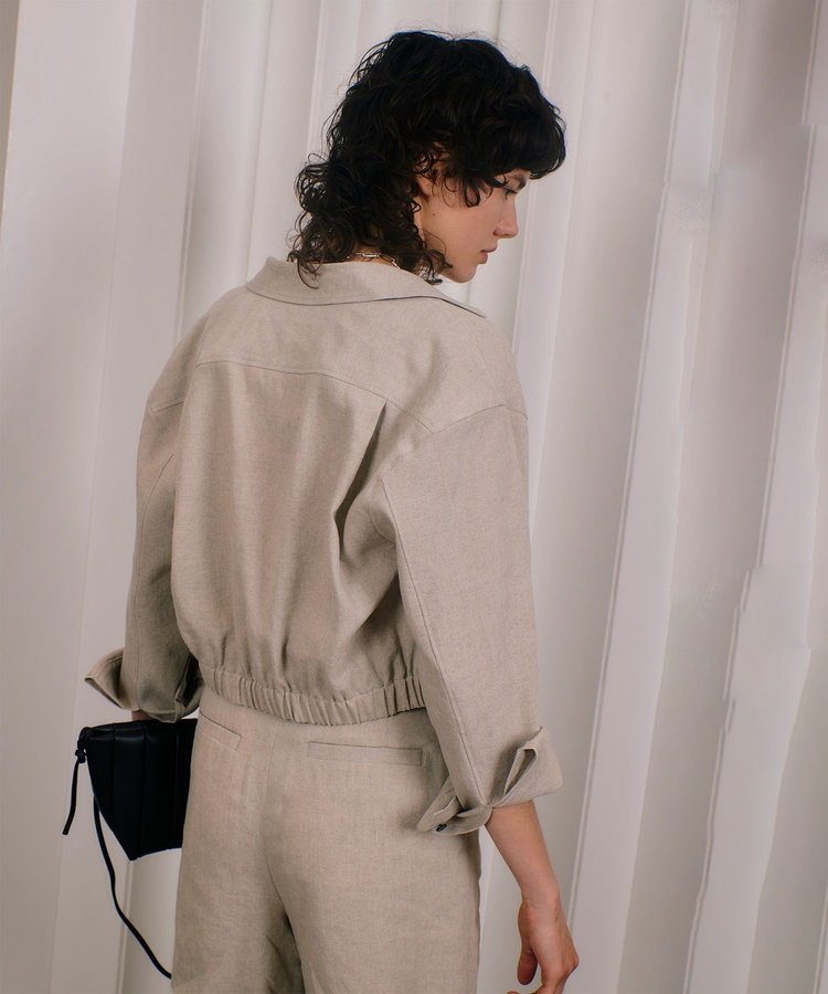 allureville バックギャザーステンカラーブルゾン ベージュ (11)