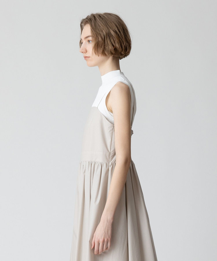 allureville バック釦ディティールプルオーバー オフホワイト (02)