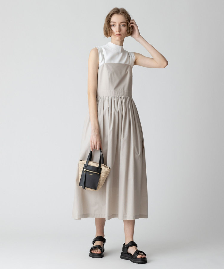 allureville バック釦ディティールプルオーバー オフホワイト (02)