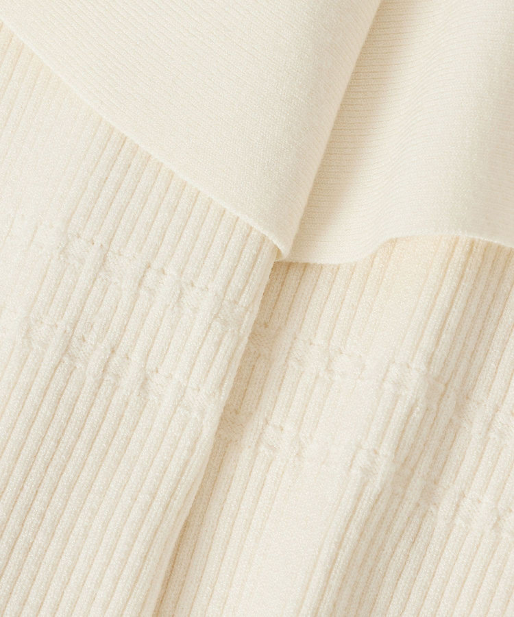 LOULOU WILLOUGHBY 【LOULOU WILLOUGHBY】ラッフルオフショルプルオーバー オフホワイト (02)