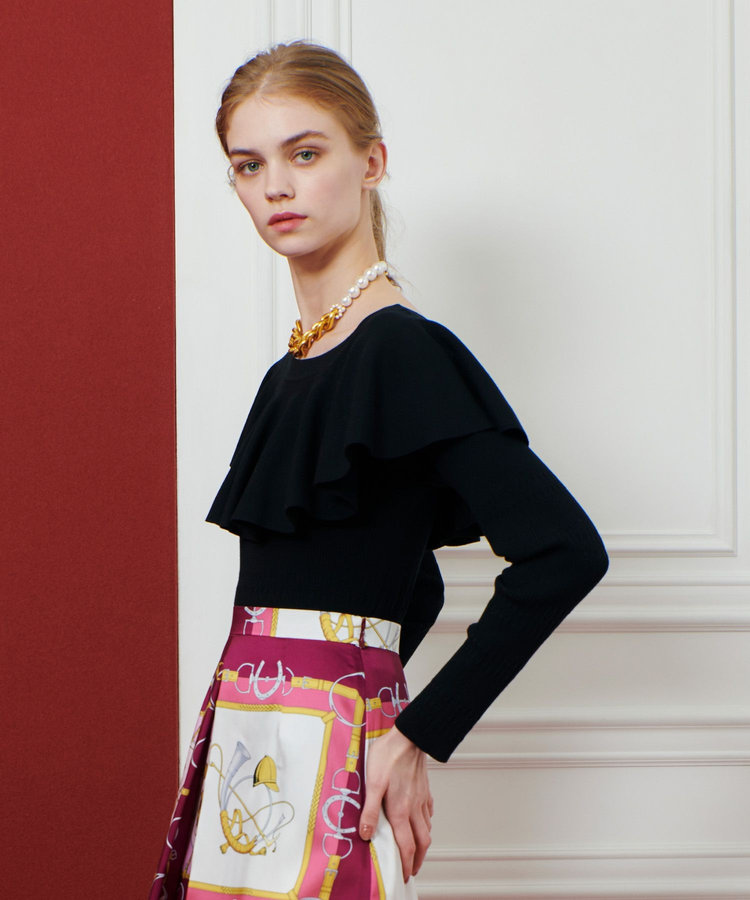 LOULOU WILLOUGHBY 【LOULOU WILLOUGHBY】ラッフルオフショルプルオーバー ブラック (95)