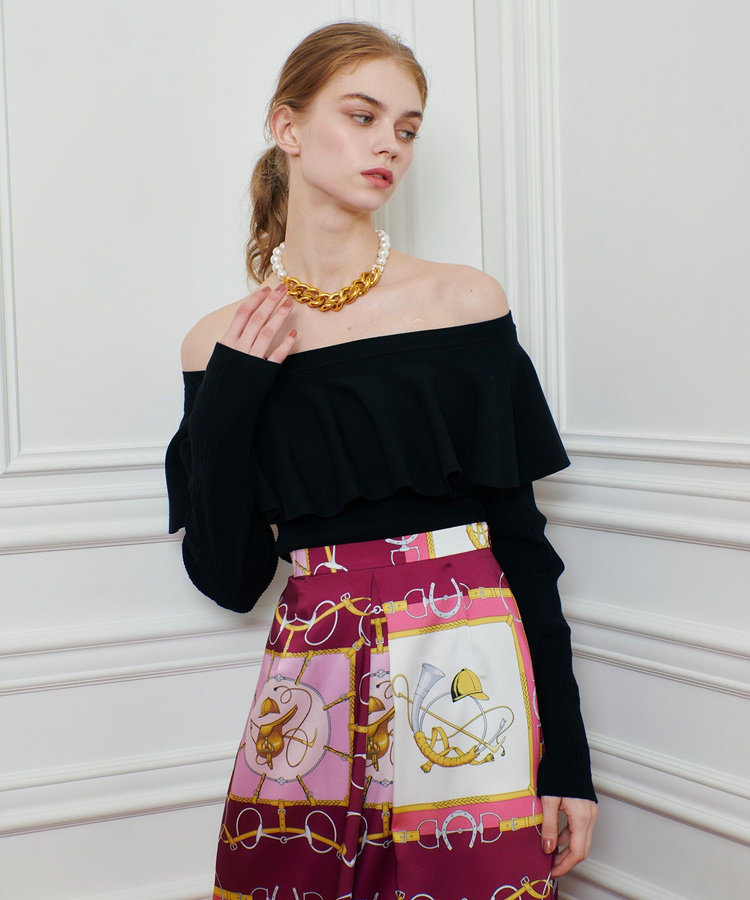 LOULOU WILLOUGHBY 【LOULOU WILLOUGHBY】ラッフルオフショルプルオーバー ブラック (95)