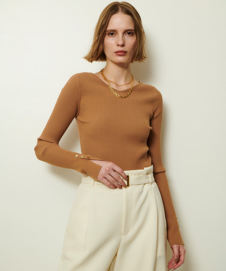 allureville 袖釦Vネックプルオーバー キャメル (84)