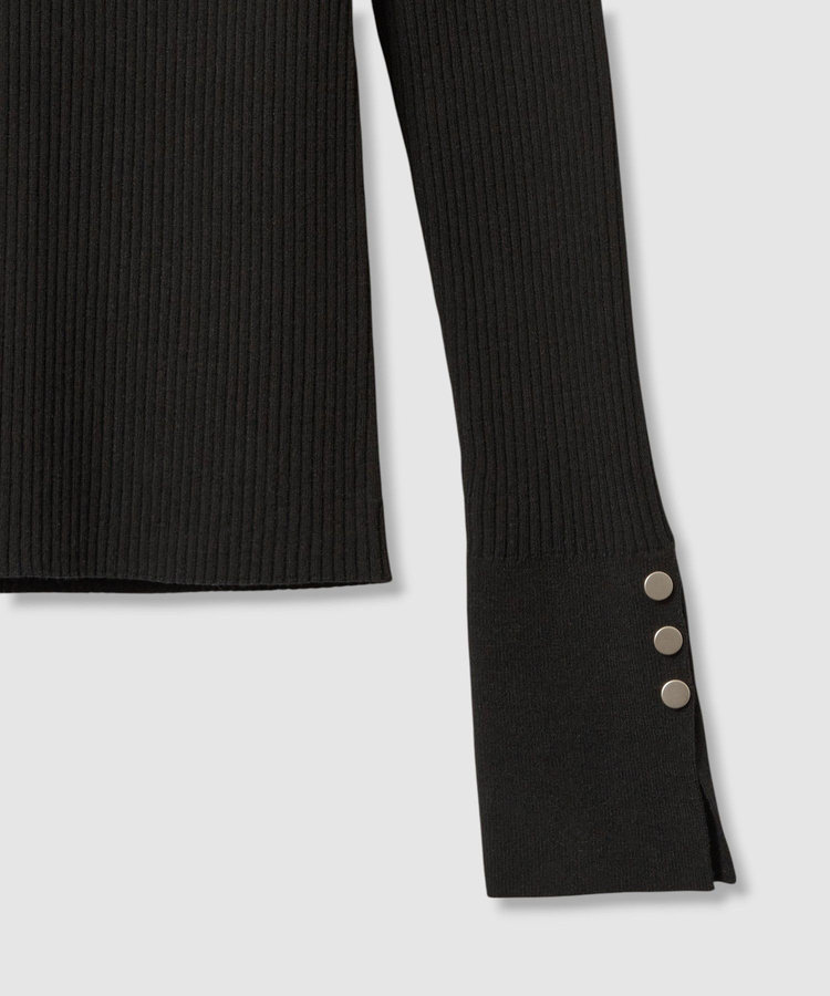 allureville 袖釦Vネックプルオーバー ブラック (95)