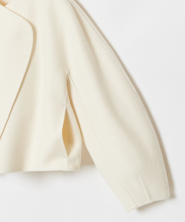 LOULOU WILLOUGHBY 【LOULOU WILLOUGHBY】シャルムビーバーリバージャケット オフホワイト (02)