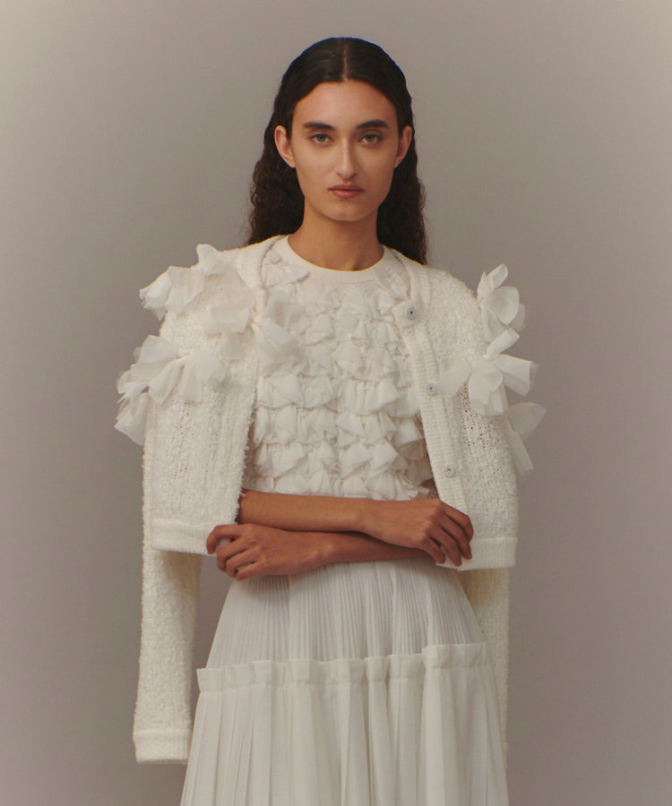 LOULOU WILLOUGHBY 【LOULOU WILLOUGHBY】ペタルパピヨンプルオーバー オフホワイト (02)