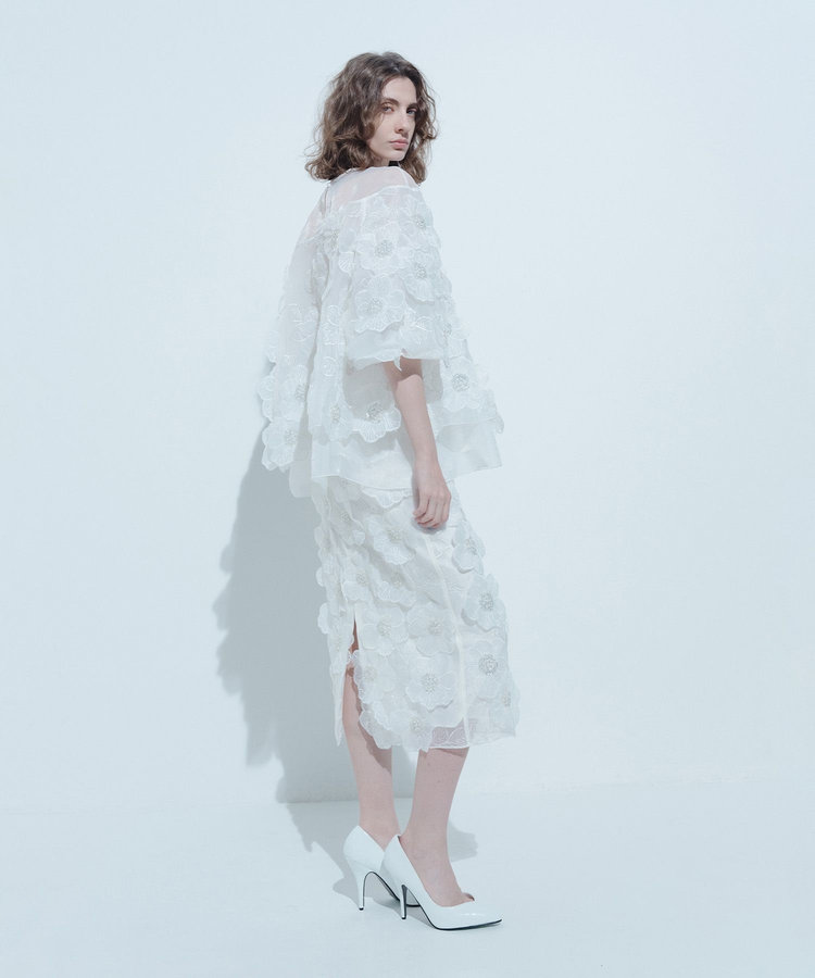 LOULOU WILLOUGHBY 【LOULOU WILLOUGHBY】オーガンフラワータイトスカート ホワイト (01)