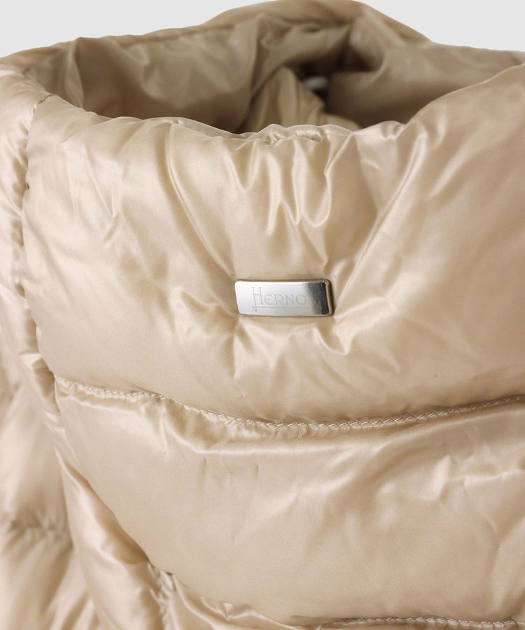 buying 【HERNO(ヘルノー)】LIGHT SHORT DOWN ベージュ (11)